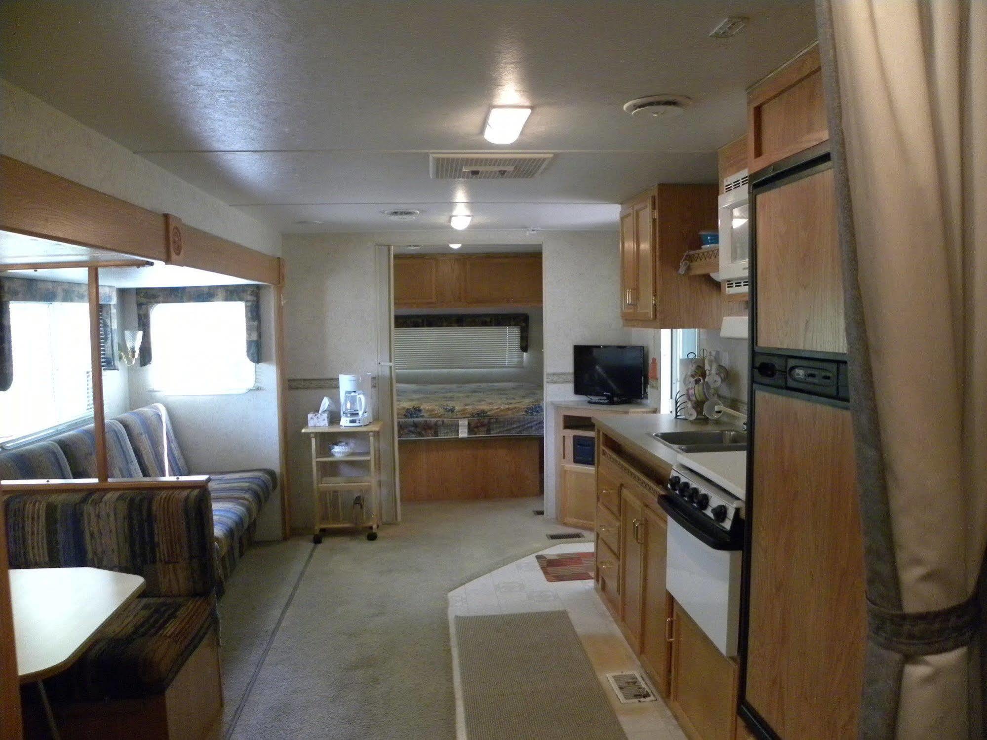 Countryside Campground Apartment Mogadore ภายนอก รูปภาพ