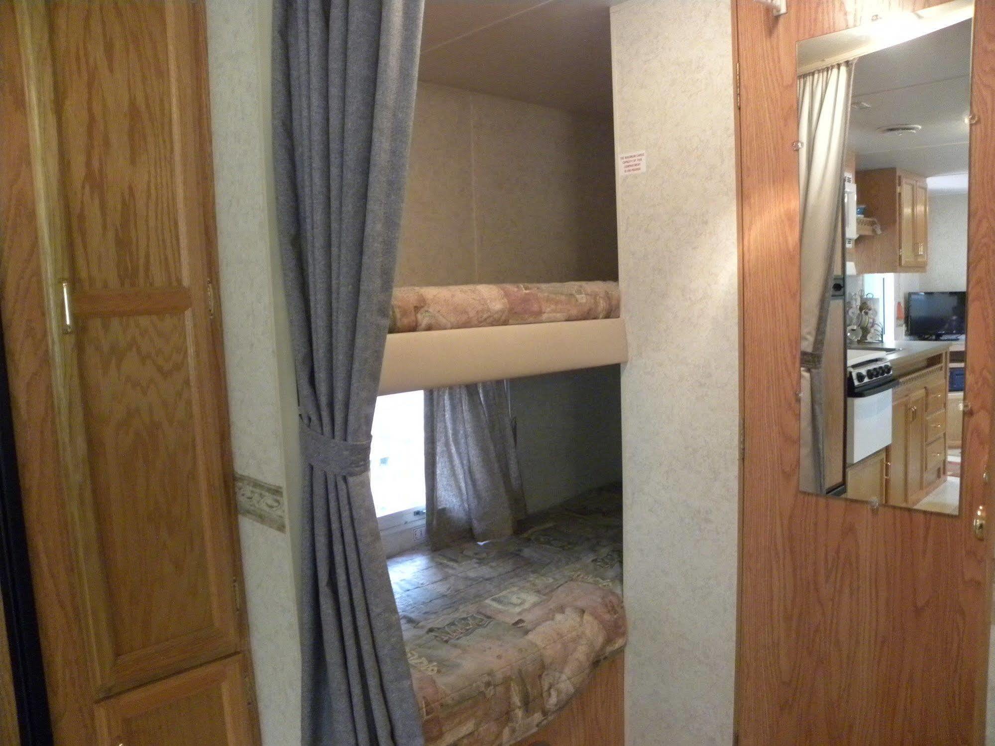 Countryside Campground Apartment Mogadore ภายนอก รูปภาพ