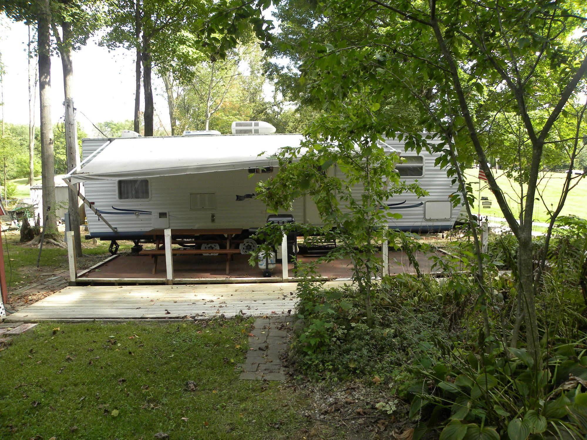 Countryside Campground Apartment Mogadore ภายนอก รูปภาพ